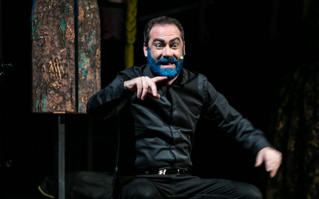 Mario Incudine porta al Piccolo Teatro della Città la fiaba noir Barbablù